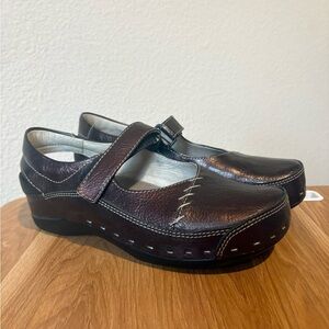 Wolky Strap Cloggy Mary Jane Comfort Walking Shoes Pewter Leather Womens Size 39
